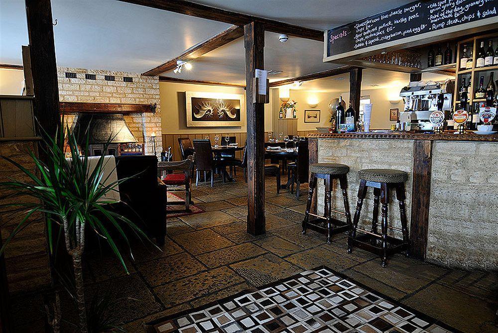 The Chequers Inn Cassington المظهر الخارجي الصورة