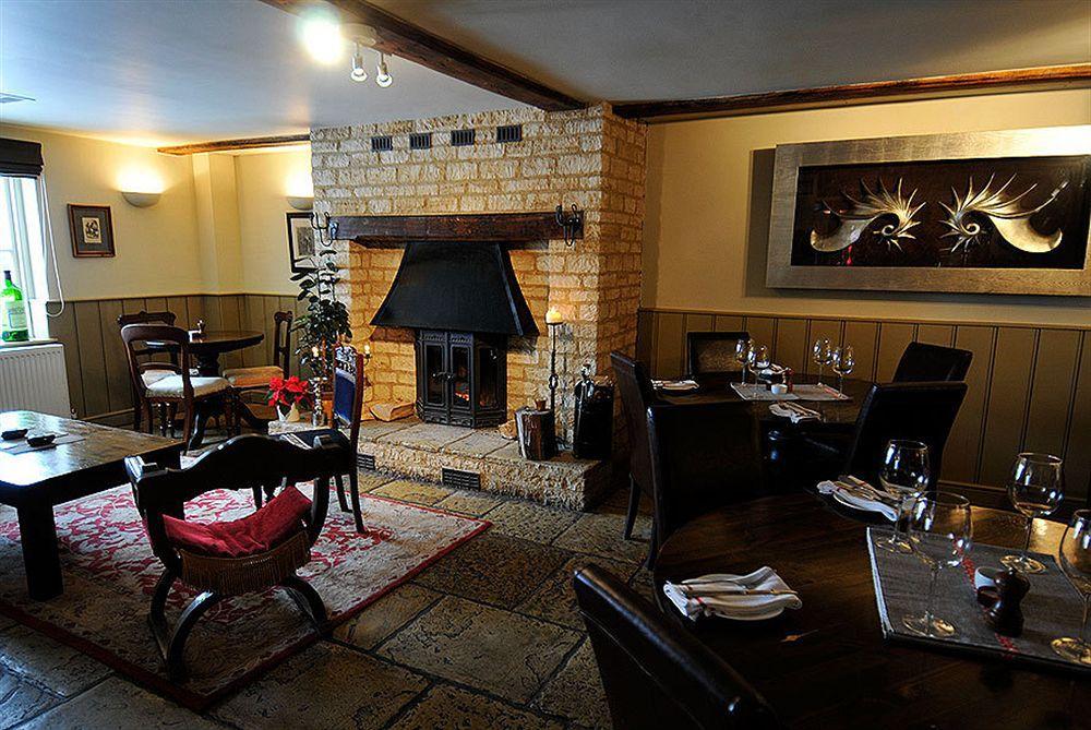 The Chequers Inn Cassington المظهر الخارجي الصورة